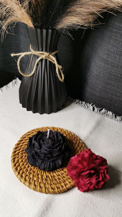 Nelia  : Pivoine Noire